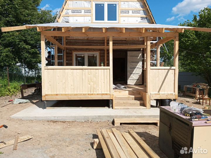 Бригада строителей