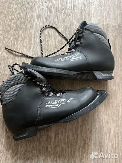 Лыжные ботинки 35 размера