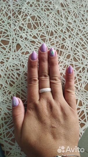 Ищу модель на наращивание ногтей