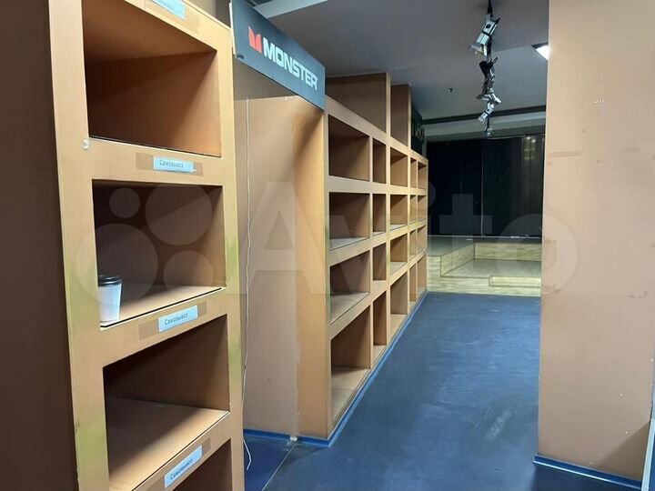 Сдам торговое помещение, 202.8 м²