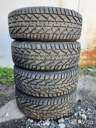 Honda Accord R17 зимние колеса