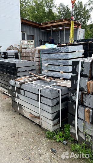 Памятники из натурального камня