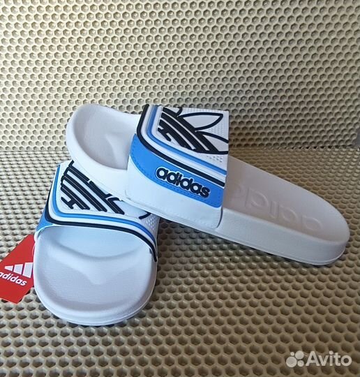 Сланцы adidas