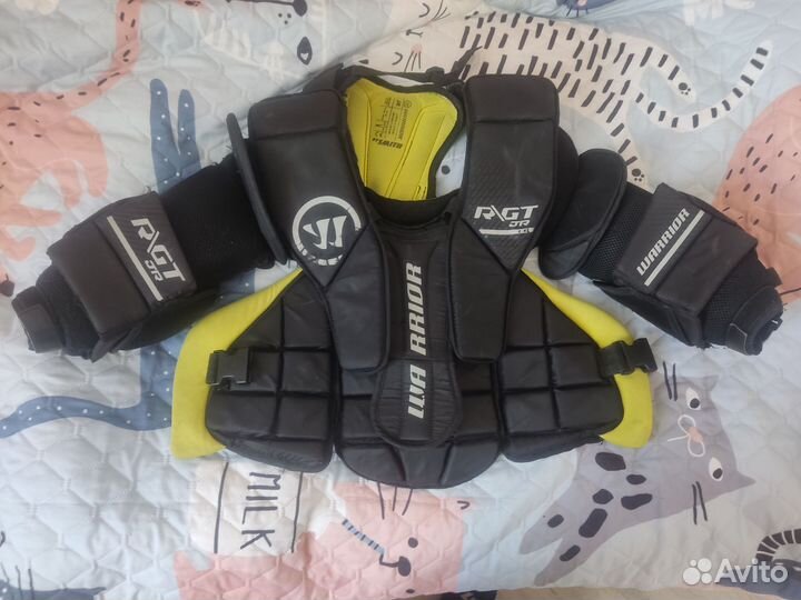 Вратарский нагрудник warrior