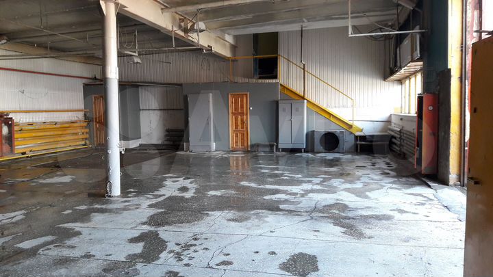 Склад, 300 м²