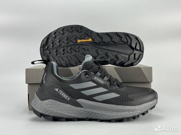 Кроссовки зимние adidas terrex