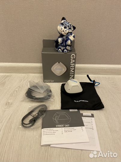Garmin striker Cast