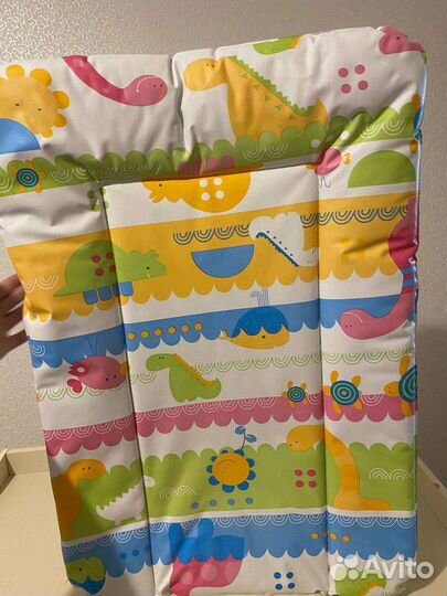 Пеленальный столик с матрасом