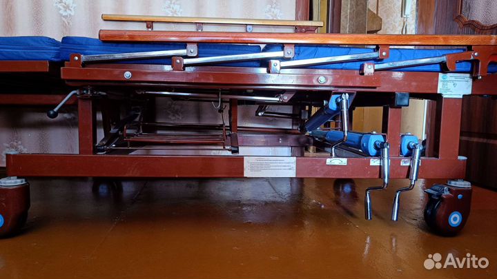 Медицинская кровать для лежачих больных бу