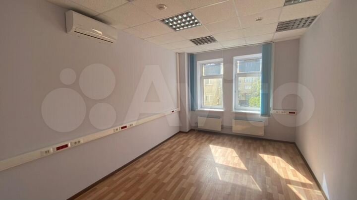 Офис/Помещение, 268 м² на Белинского 58/60