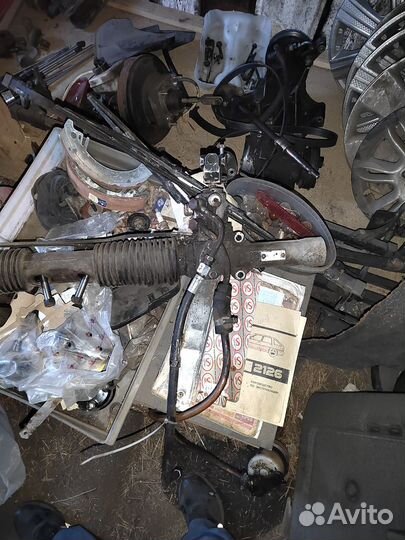 Москвич 2141 святогор в разбор. По запчастям