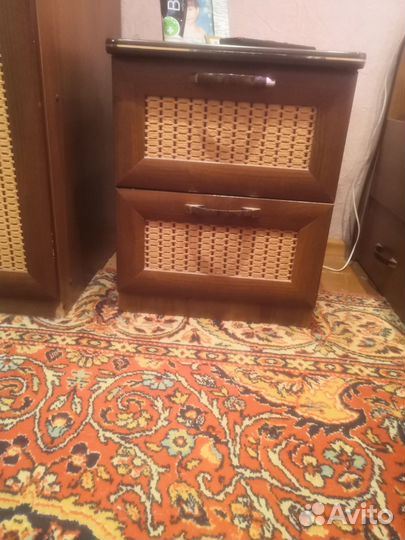 Тумба прикроватная 2 шт бу