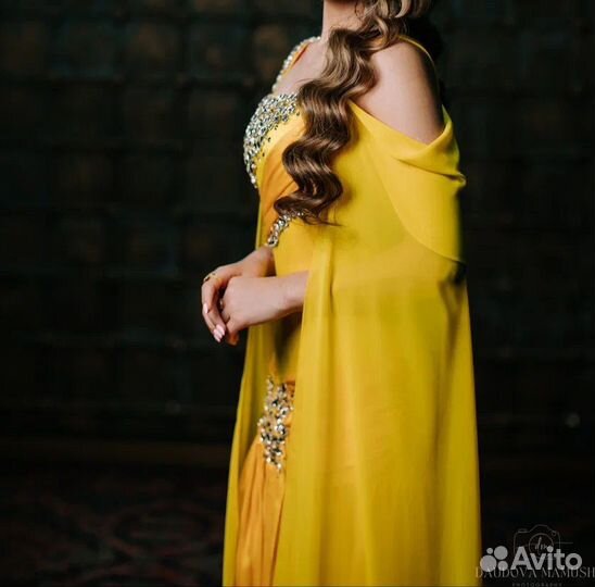 Нарядное платье