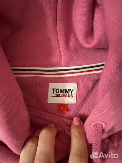 Худи tommy jeans женское