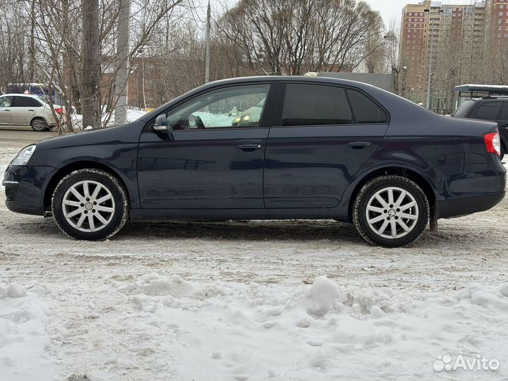 Volkswagen Jetta 1.6 МТ, 2008, 210 540 км