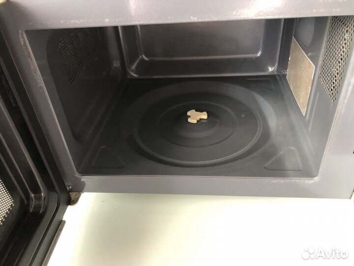 Микроволновая печь Scarlett. Доставка