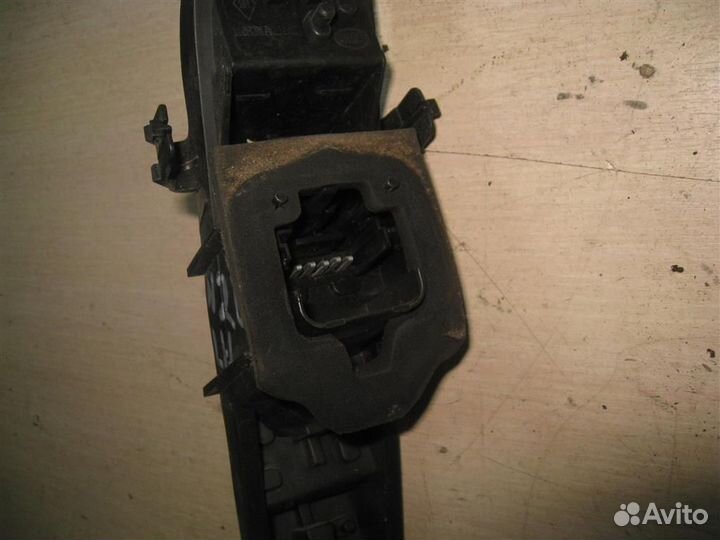 Патрон заднего левого фонаря Renault Scenic 2 (JM