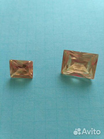 Золотистый топаз