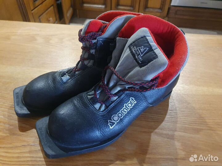 Лыжные ботинки 39 размера