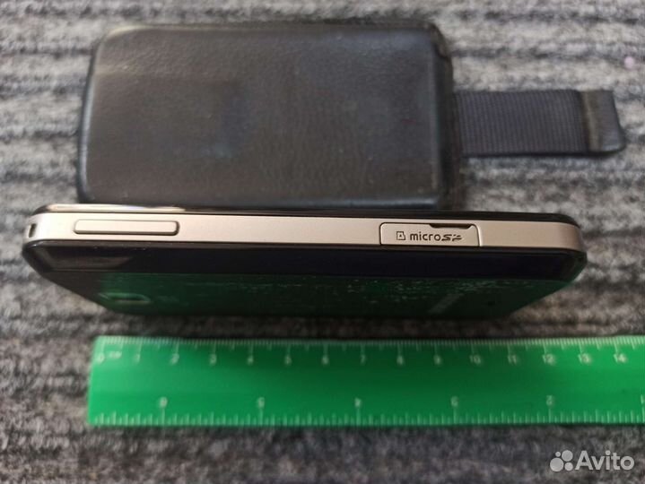 Мобильный телефон samsung