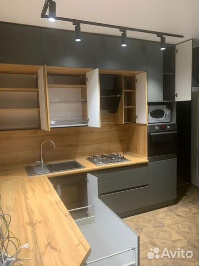 Кухонный гарнитур