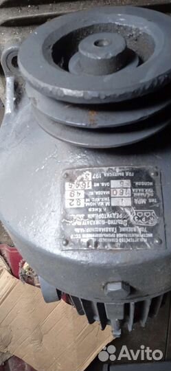 Электродвигатель с редуктором