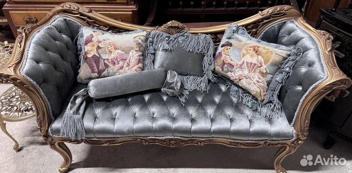 Диван. Банкетка. Софа. Винтажная мебель