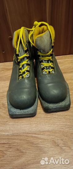 Продам беговые лыжи 36р