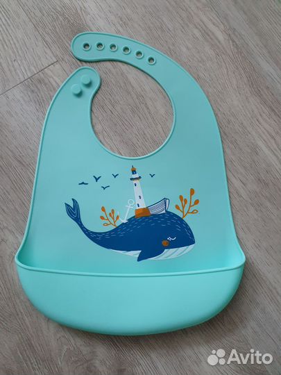 Нагрудник силиконовый