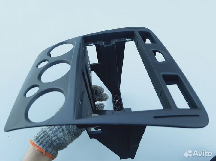 Рамка магнитолы Ford Fusion