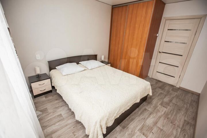 2-к. квартира, 56 м², 4/9 эт.