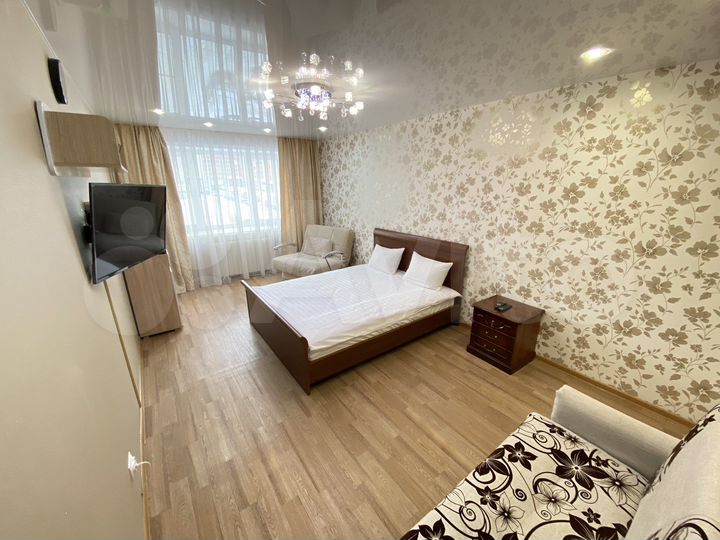 2-к. квартира, 65 м², 2/5 эт.