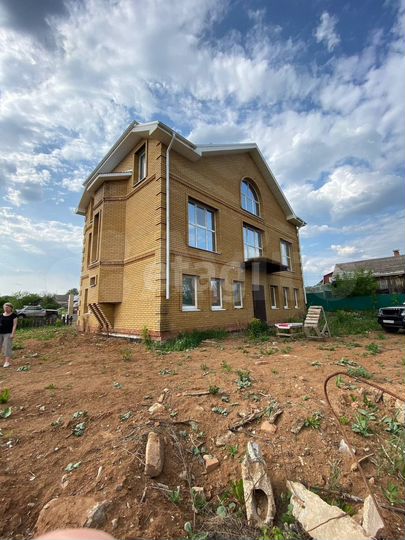 Коттедж 262 м² на участке 18,8 сот.