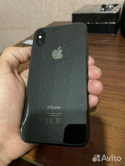iPhone X, 64 ГБ