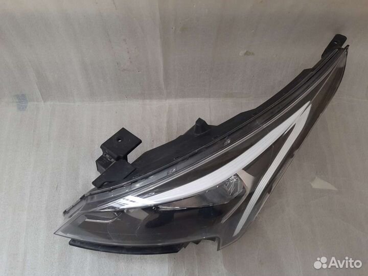 Kia Rio 4 фара левая рестайлинг галоген