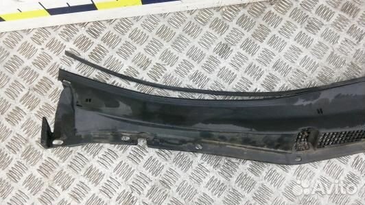 Накладка декоративная (жабо, дождевик) subaru trib