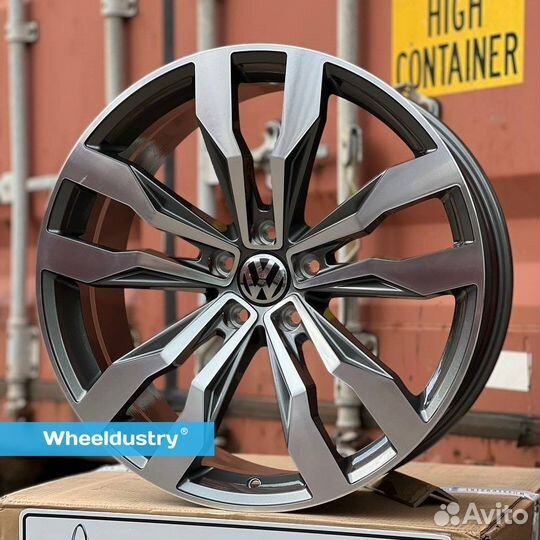 Диски R20 Suzuka Volkswagen Touareg кованые