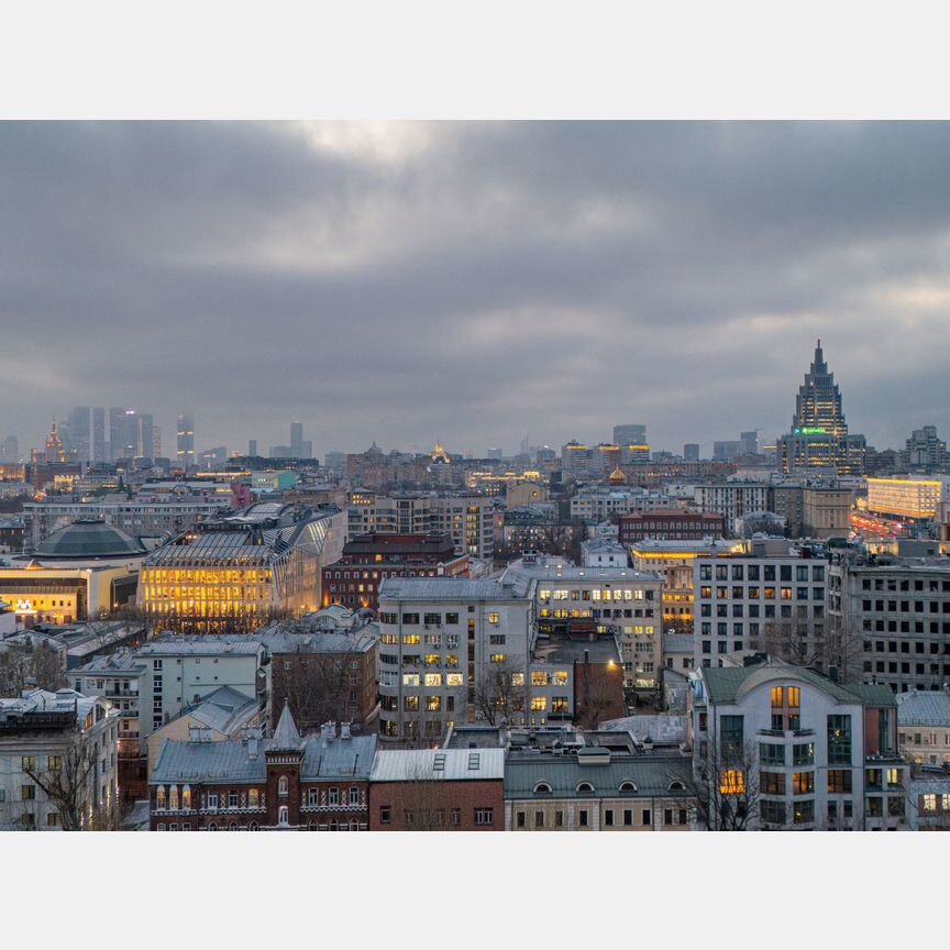 2-к. квартира, 143,2 м², 12/13 эт.