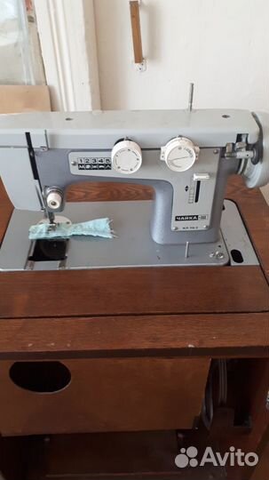 Швейная машина чайка 3