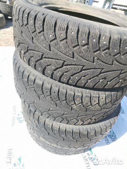 Hankook Winter I'Pike 215/60 R16