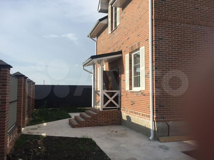 Дом 135 м² на участке 4 сот.