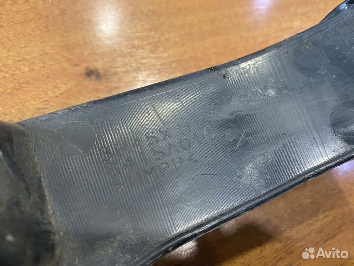 Крепление заднее правое нижнее Mitsubishi Citroen