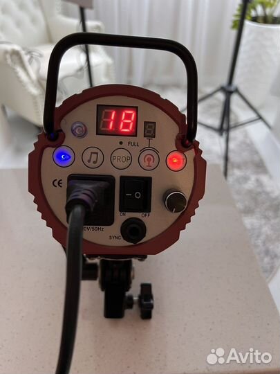 Студийная вспышка Raylab sprint II RTD-500