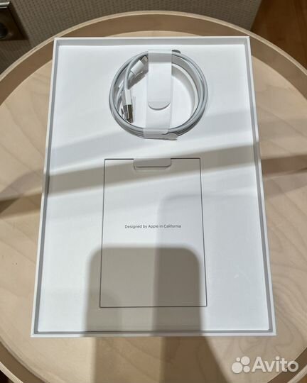 iPad Air 3-го поколения в идеальном состоянии