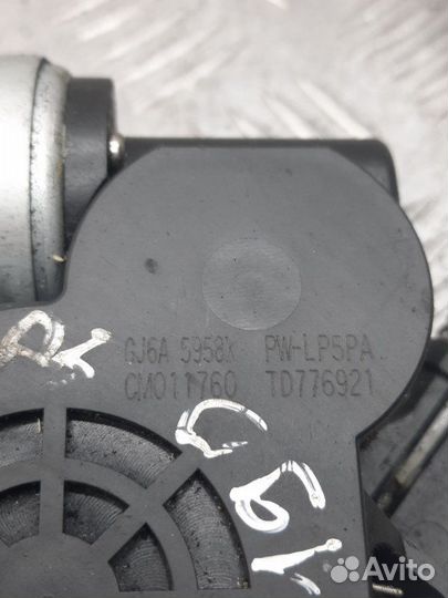 Стеклоподъемник электрический задний правый Mazda