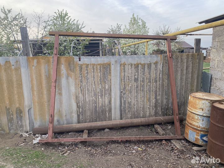 Ворота гаражные железные