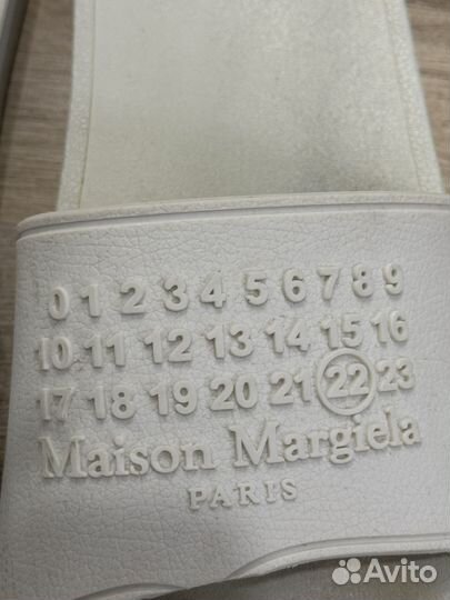 Maison Margiela white logo-embossed tabi slides