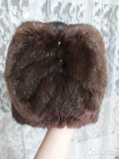 Головные уборы женские зимние