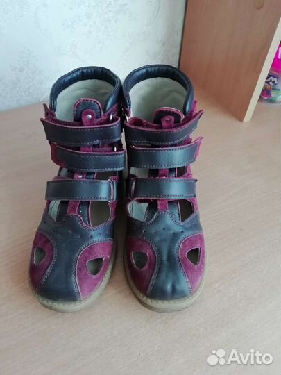 Сандалики для девочки