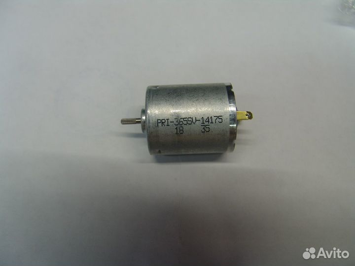 Моторчик привода колеса к роботу-пылесосу RV-R640S